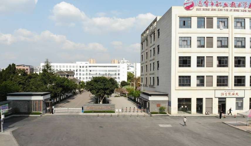 �쌎���I���g�WУ����