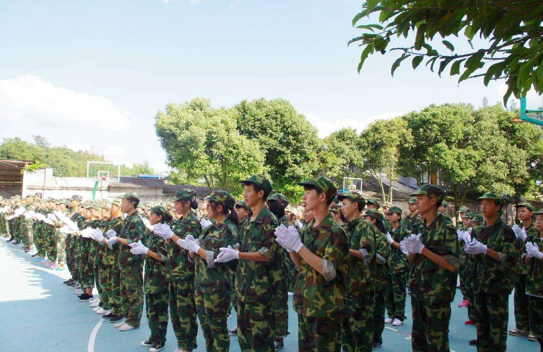 ��(ji��n)�(y��ng)�ЙC(j��)늹��̌W(xu��)У��(ji��n)��