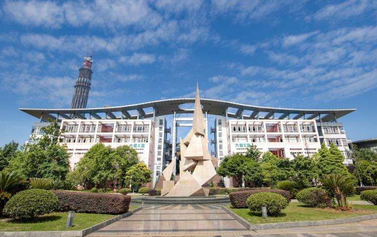 �Ĵ����м����W(xu��)Ժ����