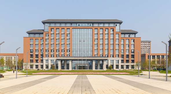 �����ʽ���{ ��