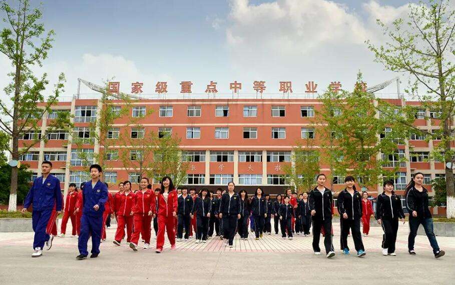 �н��h�I(y��)�Ќ��W(xu��)У2022����������