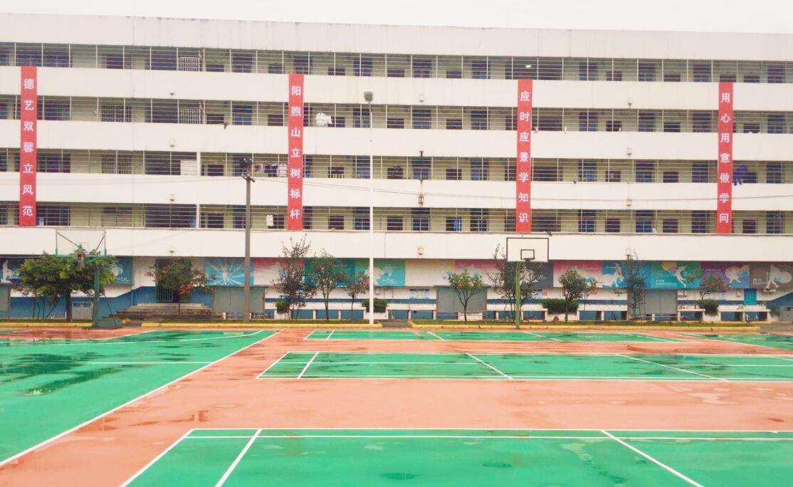 ��ꖑ��ü��g�I�WУ2022����������