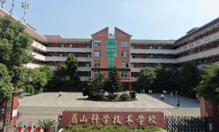 üɽ�ƌW(xu��)���g(sh��)�W(xu��)У2022����������