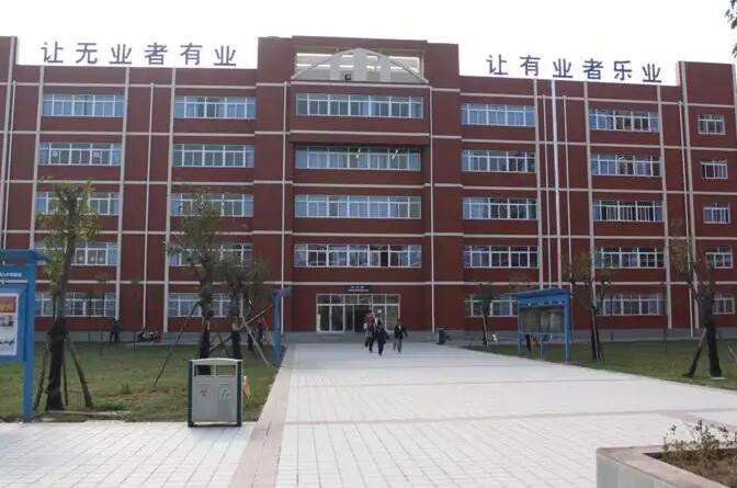 �����F���I���g�WУ2022����������