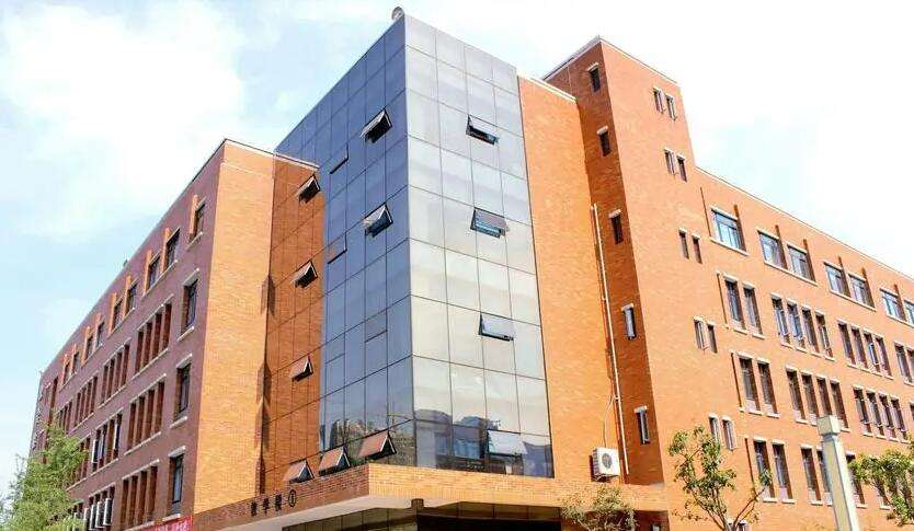 �ɶ����н��O�����WУ2022����������