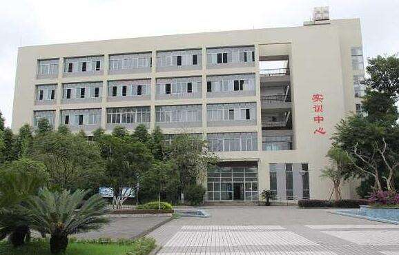 ���ؿh�����WУ2022����������