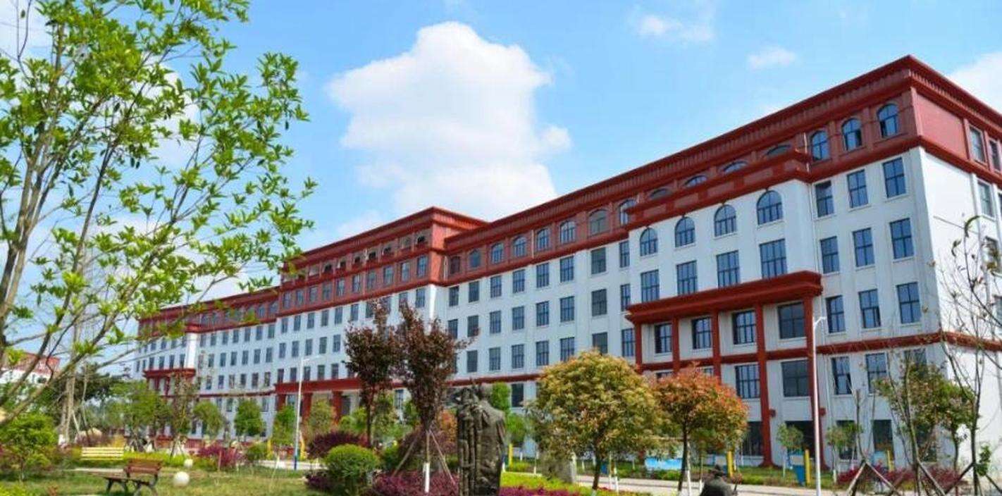 �dꖽ�ͨ�߼������W(xu��)У2022����������