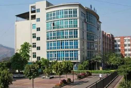 ��֦���н������̌W(xu��)У2024����������