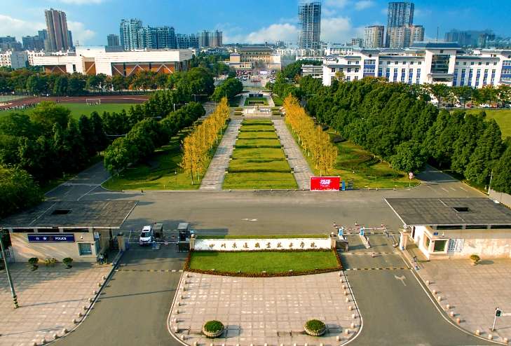 �Ĵ���ͨ�I���g�WԺ�����ȡ�����󿼽��h