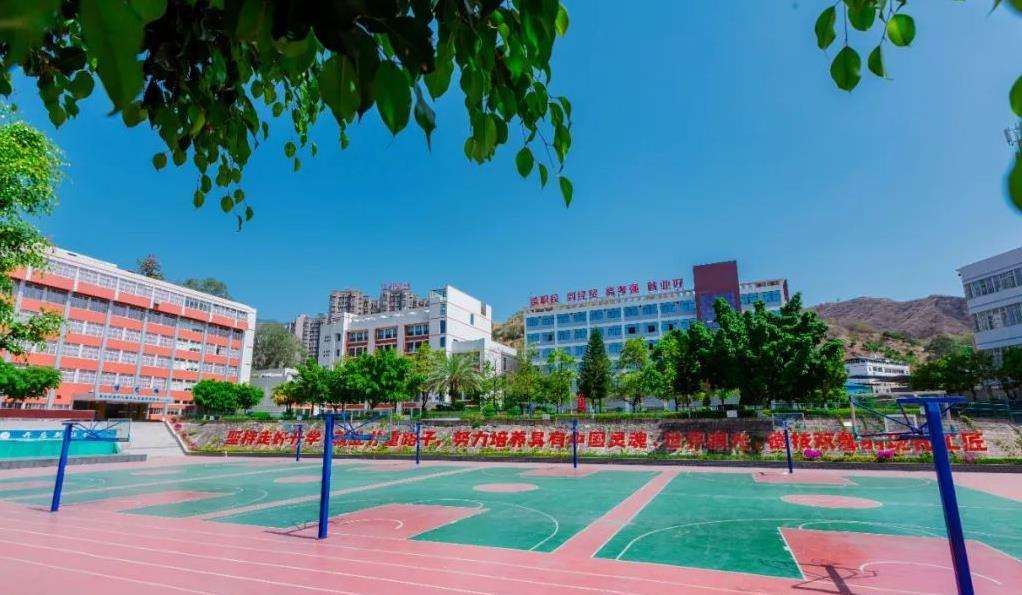 ��֦���н��Q���ΌWУ2026����������