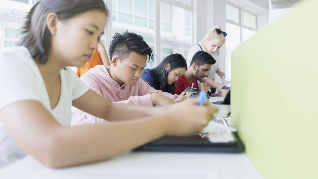 �V���о�ɽ�I���ЌWУ2026����������