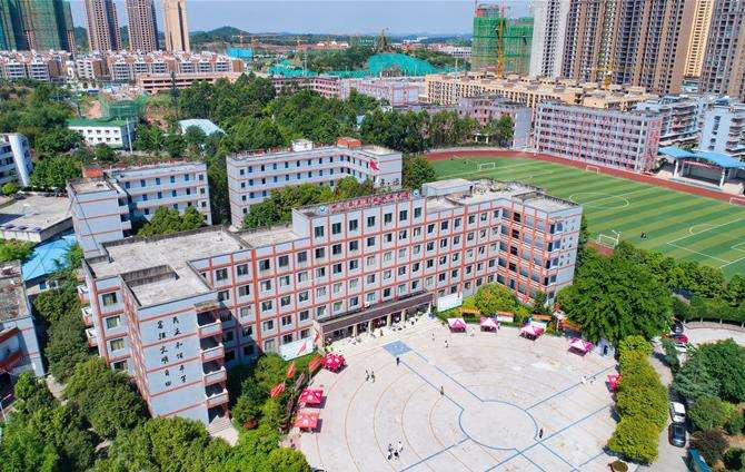 �Y�(y��ng)�И�(l��)���C(j��)��I(y��)���g(sh��)�W(xu��)У2026��������(ji��n)��