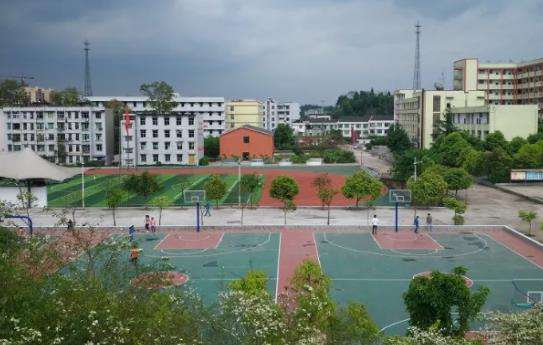 �ጎ�h�I(y��)���g(sh��)�W(xu��)У2026��������(ji��n)��