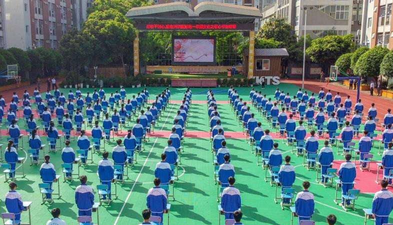 �Ĵ��d�Ƴ��н�ͨ�߼������WУ2026����������