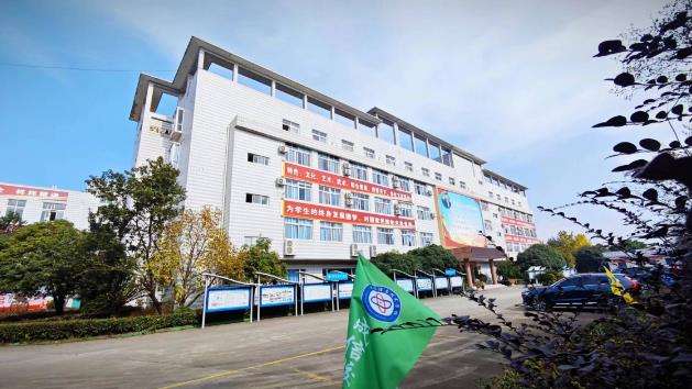 �ɶ���Ϣ���g�WУ2026����������