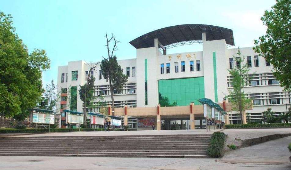 �Ĵ�ʡ�s�h�I�߼��ЌWУ2025���������I����Щ��