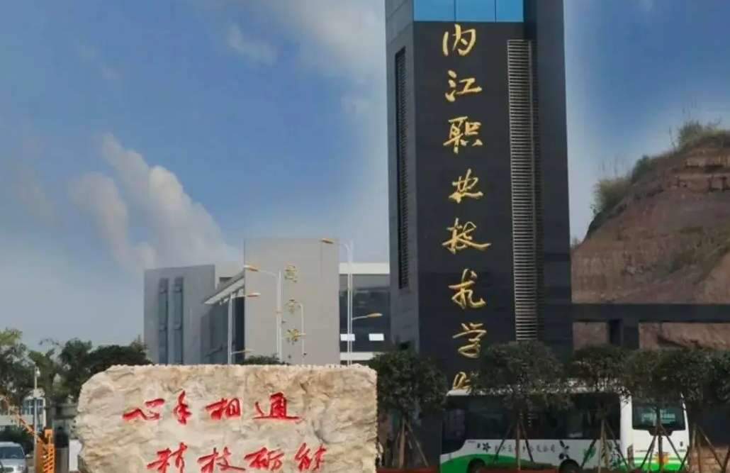 �Ƚ������Ѕ^�����I���g�WУ2026����������