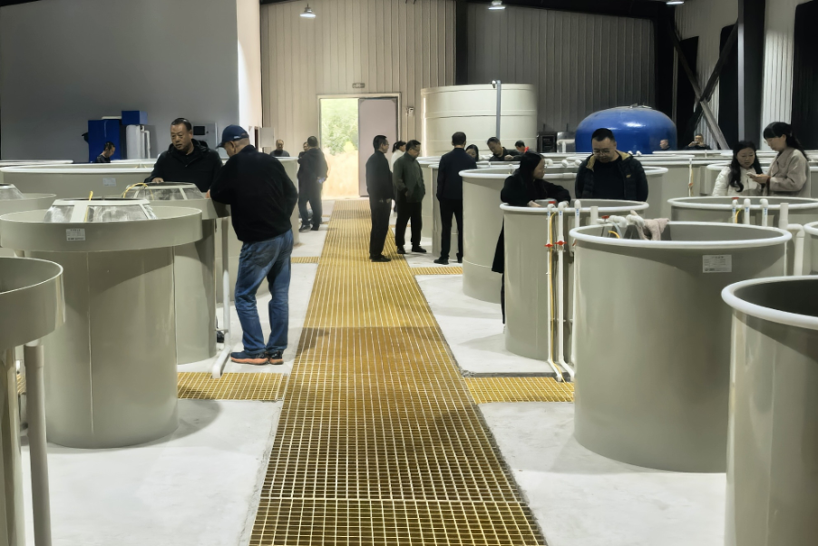 �Ĵ�ʡˮ�a(ch��n)�W(xu��)У�_չ���s�m(x��)�tɫ����.�����l(xi��ng)�����d�����}�h�ջ��