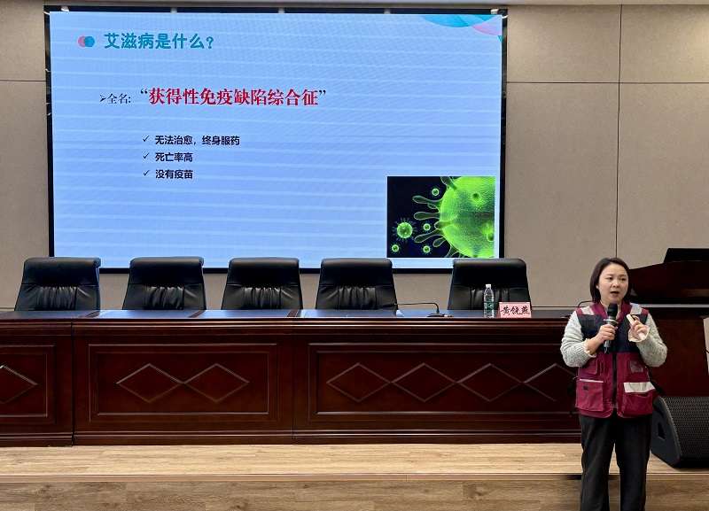 �o���ഺ������ͬ�С����Ĵ��V�a(ch��n)�C늼����W(xu��)Ժ�_չ�̲�����֪�R���}�v��