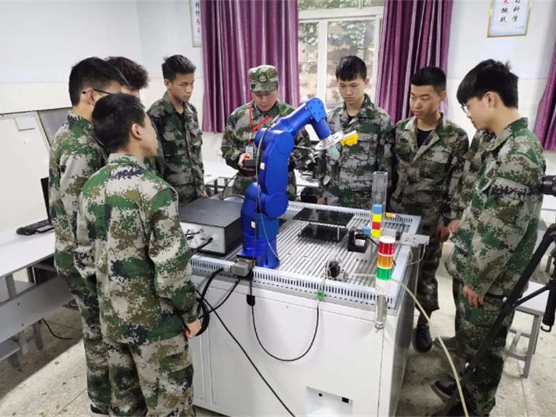 �ϳ���ӹ��I(y��)�W(xu��)У�ǹ��k�W(xu��)У߀�����k�W(xu��)У��