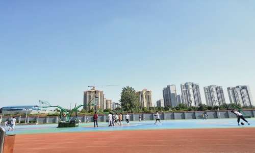 �Ĵ�ʡ���I(y��)�Q(m��o)�׌W(xu��)У����߀���Ќ�(zhu��n)��