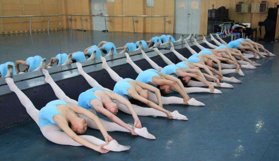 �ɶ����Ļ�ˇ�g�WУ����W��ԇ�᣿��ԇ��ʲôҪ��