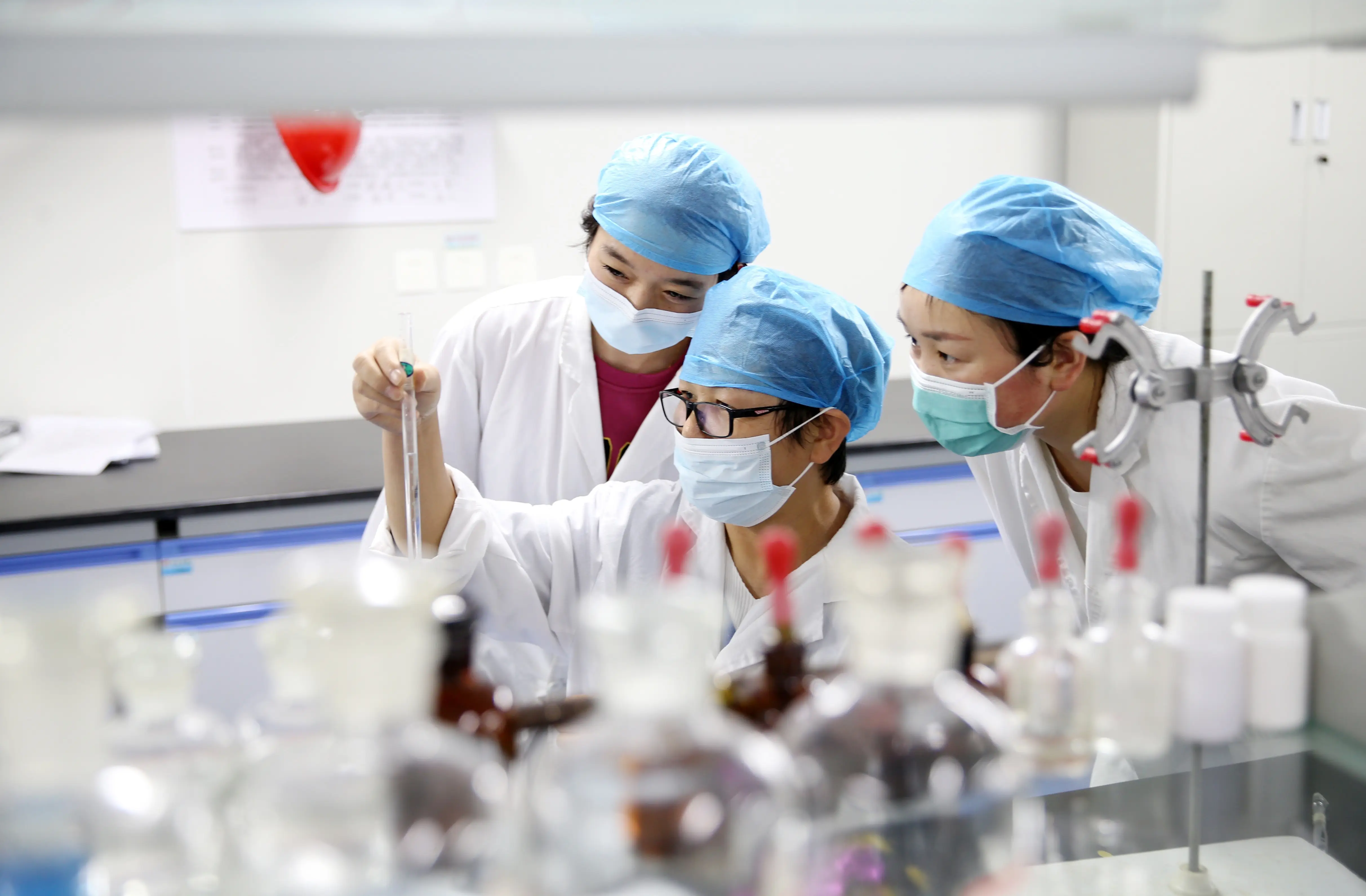 �x�Ĵ����A�߼�(j��)�����W(xu��)Уˎ���Ƅ����I(y��)����ռ�t(y��)ˎ�a(ch��n)�I(y��)��(chu��ng)�°l(f��)չ�șC(j��)