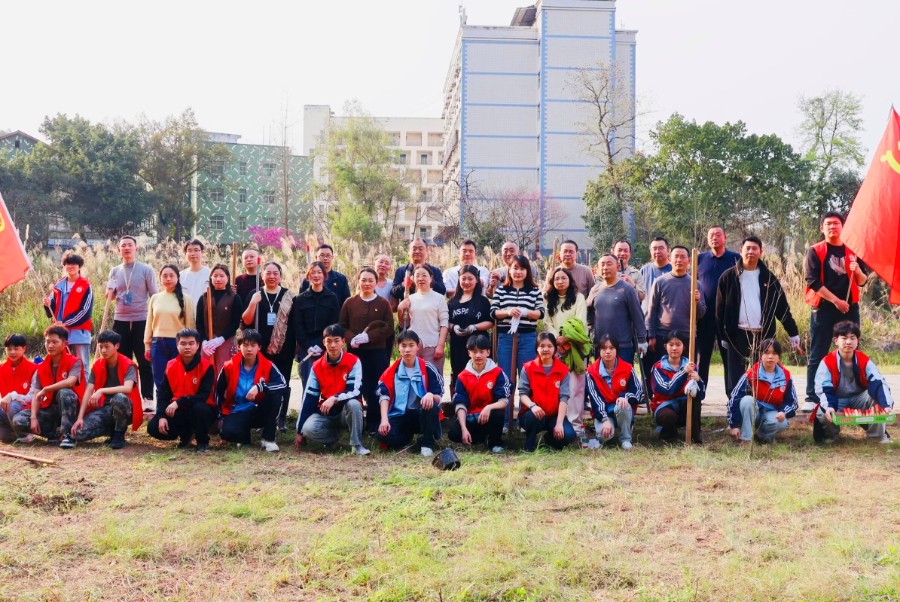 �Ĵ�ˮ�a�WУ�ϴ�У�^�̌W�h֧���_չ��ֲ�九�x�ճ����o�G�������}�h�ջ��