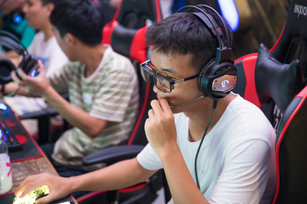 �Ĵ�ʡ��(j��ng)������WУ늸����I(y��)