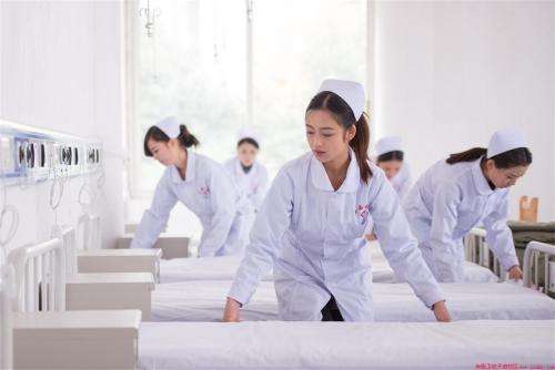 �A���l(w��i)У�o(h��)�팣�I(y��)