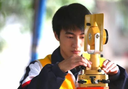 �ɶ��A�������I(y��)�W(xu��)У��������ʩ��