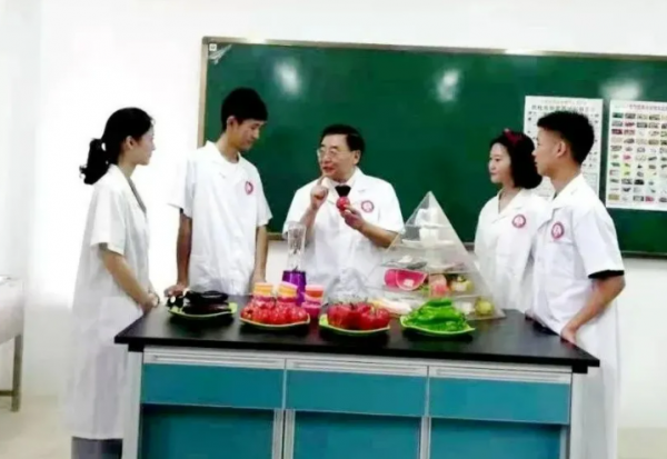 �t�W�I�B���I