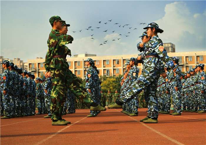 ܊���A���۰�