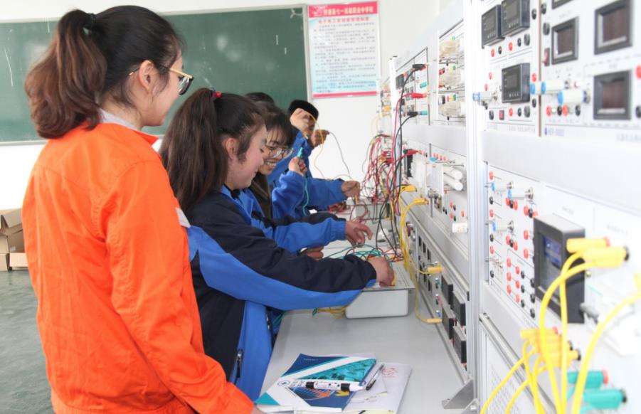 ��Ӽ��g���ã��м�ʾ�����I��