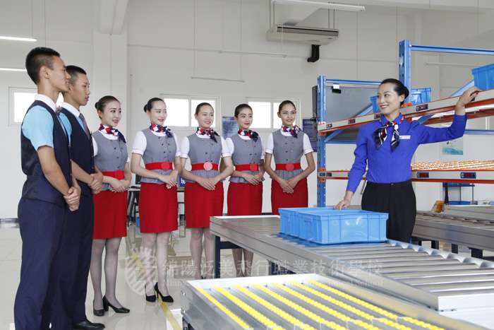 �����������I