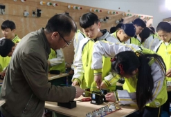 ¡���г��P�I�ЌW��Ӽ��g����