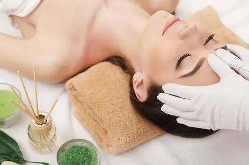 �������wˇ�g