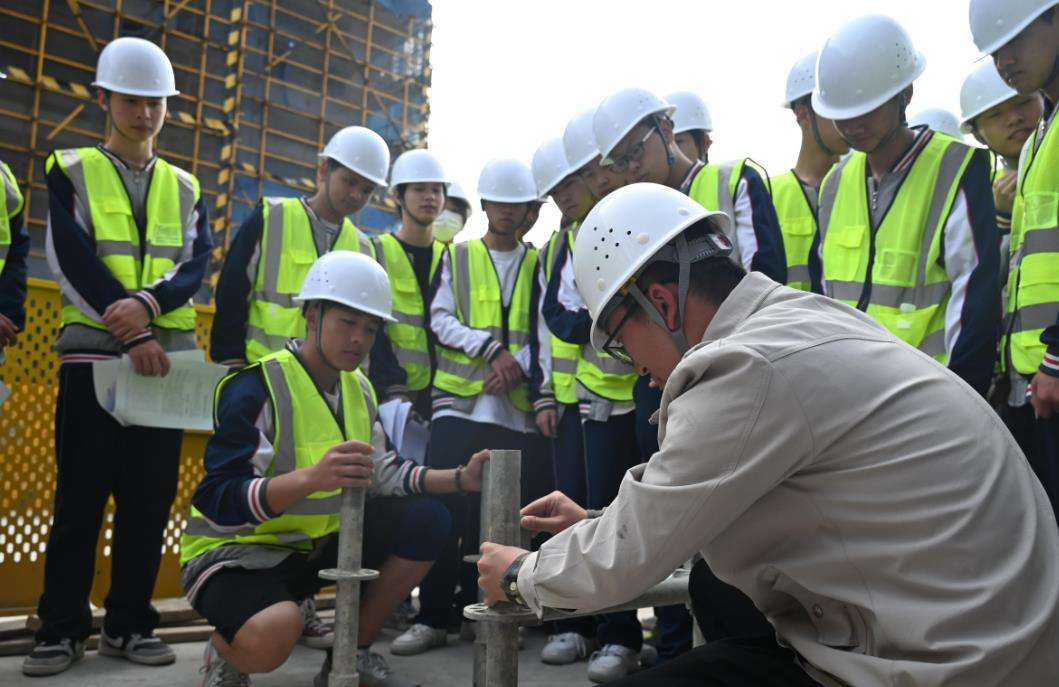 ����ʩ�����I