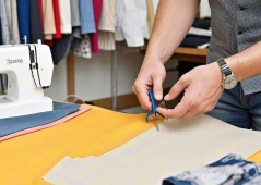 ���b�OӋ�c����