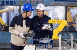 ���I�C���ˑ����c�S�o