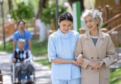 ���B(y��ng)���e���η���(w��)���I(y��)