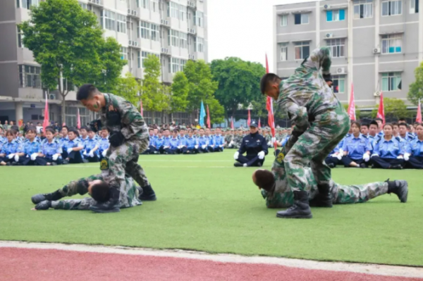 ��Ӽ��g���ã����췽��