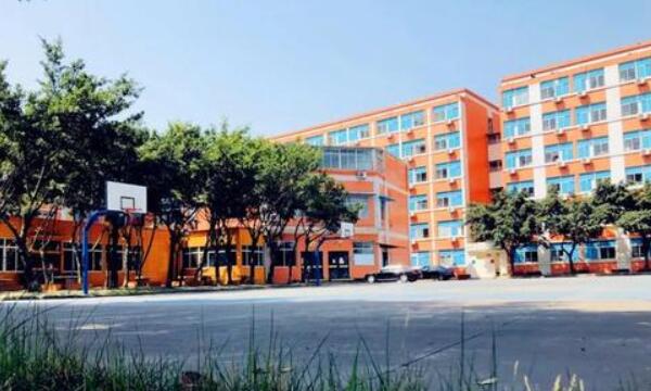 �Ĵ��F��ˇ�g�WУ2022����������